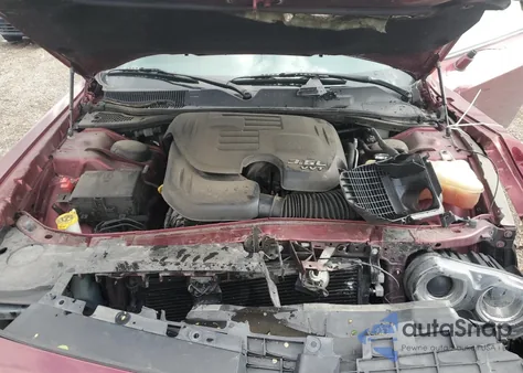 2019 Dodge Challenger Sxt z USA, uszkodzony, nr VIN 2C3CDZGG2KH712974